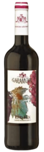 Garamvári Premium Esti-kék | Hongarije | gemaakt van de druiven Cabernet Sauvignon en Merlot